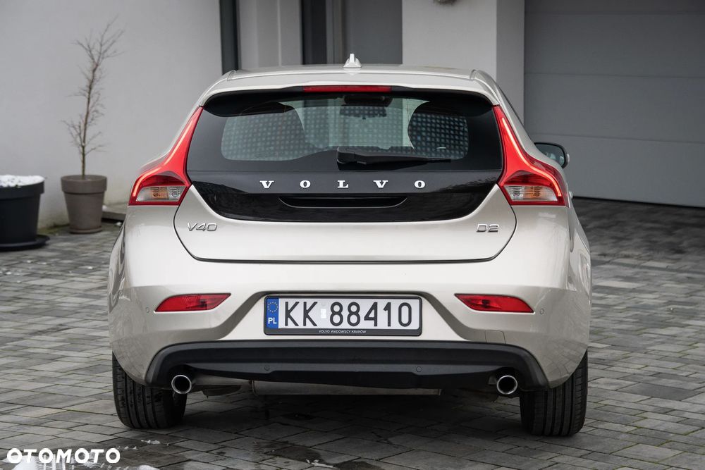 Volvo V40 D2 Kinetic - 6