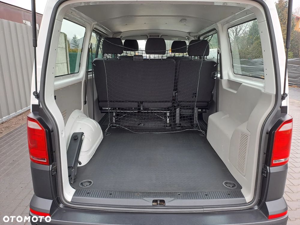Volkswagen Transporter - 12