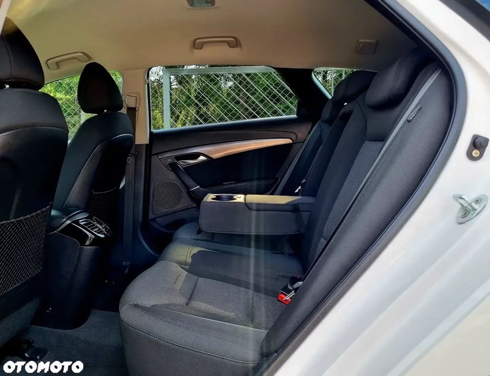 Hyundai i40 1.7 CRDi Premium DCT - 11