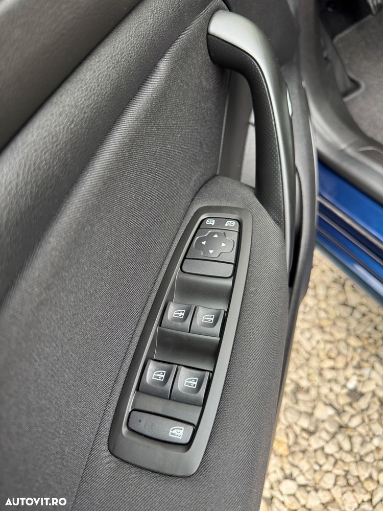 Renault Megane TCe 130 Expression - 13