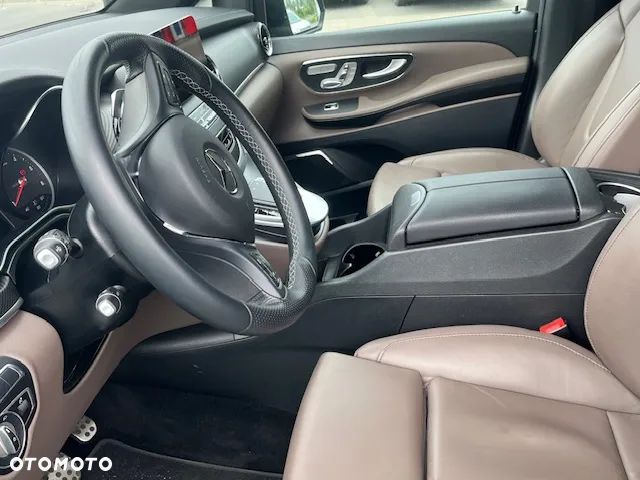 Mercedes-Benz Klasa V 250 d Avantgarde 9G-Tronic (d³ugi) - 17