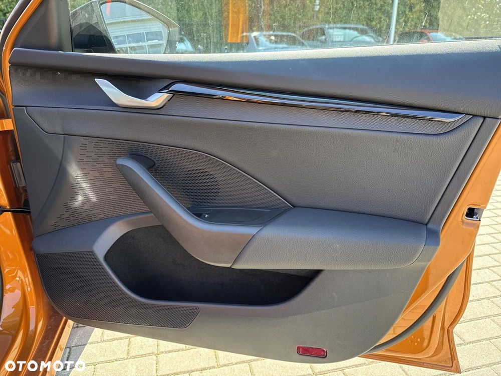 Skoda Octavia 1.5 TSI mHEV Sportline DSG - 19