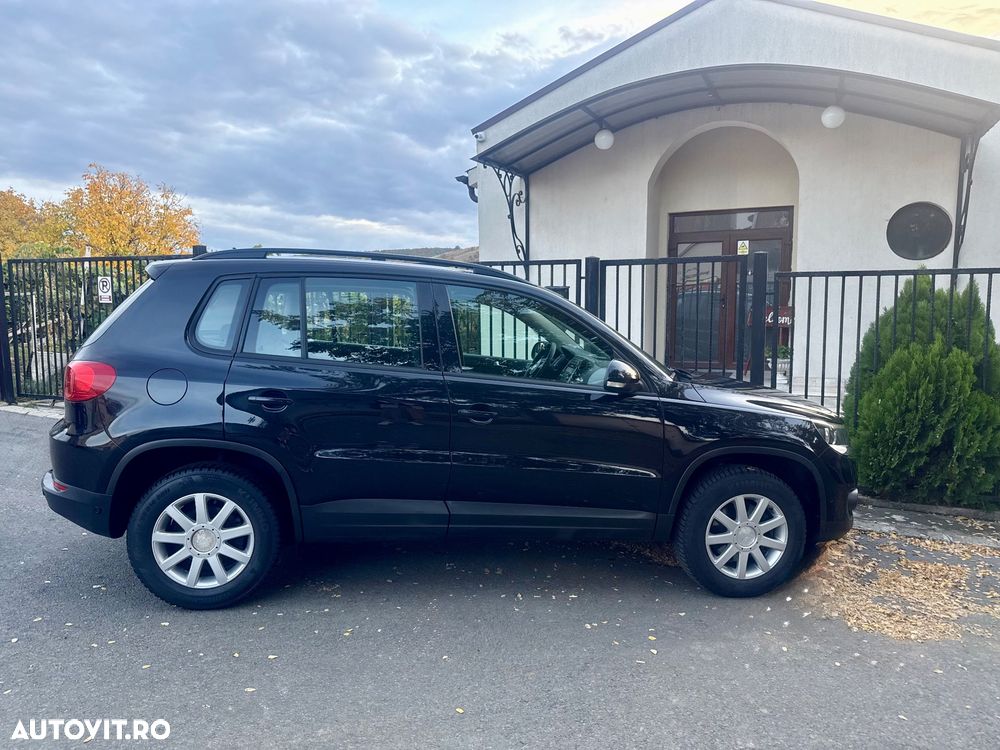 Volkswagen Tiguan 1.4 TSI BlueMotion Technology Exclusive - 25