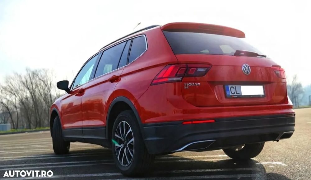 Volkswagen Tiguan - 10