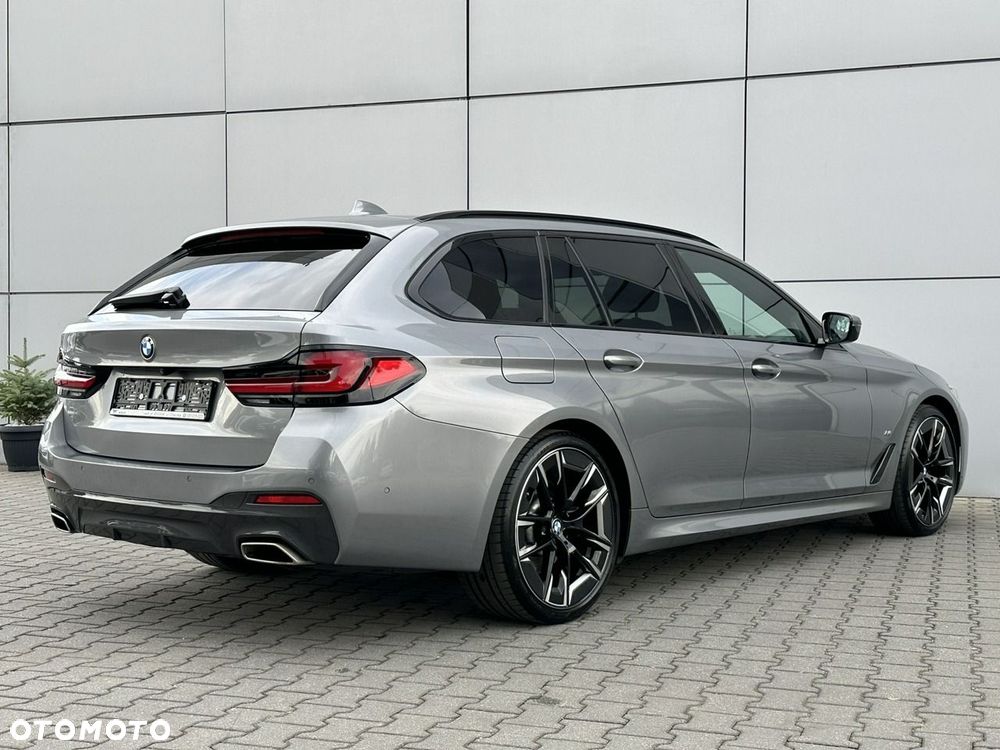 BMW Seria 5 520d xDrive M Sport sport - 12