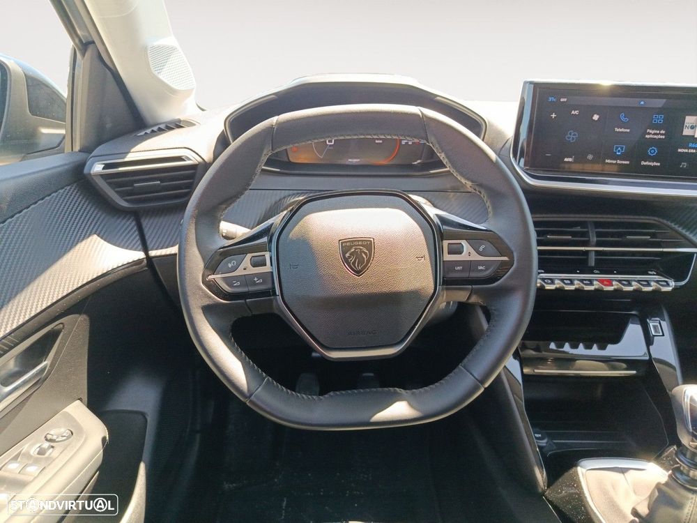 Peugeot 208 1.2 PureTech Allure - 12