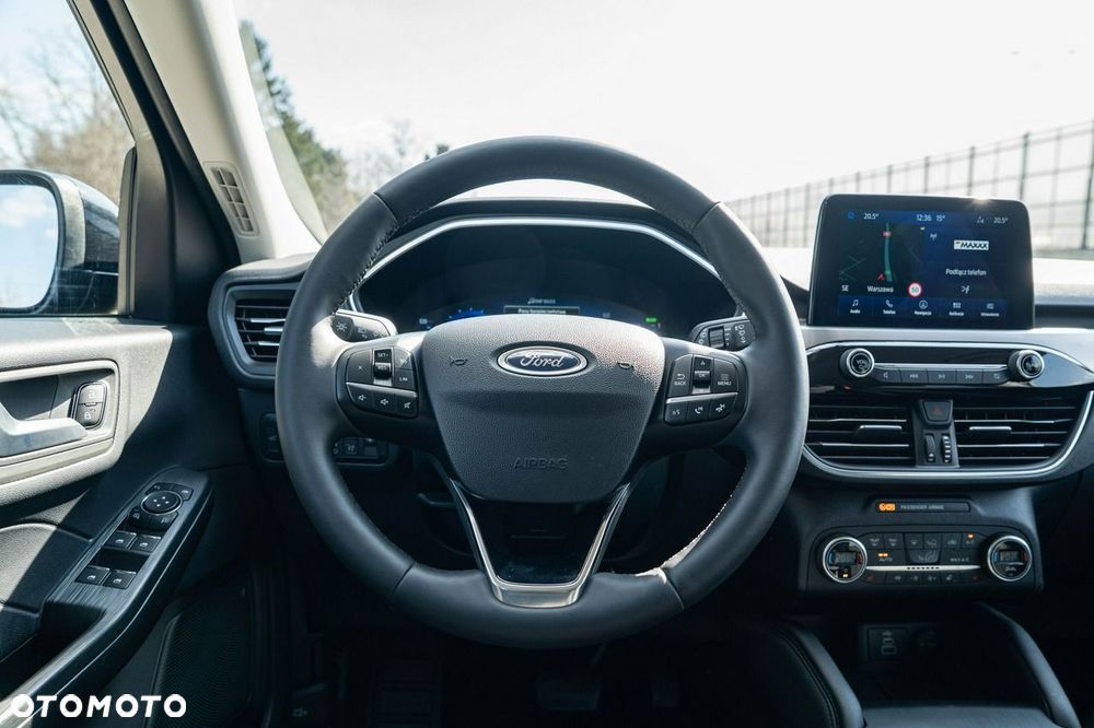 Ford Kuga - 18