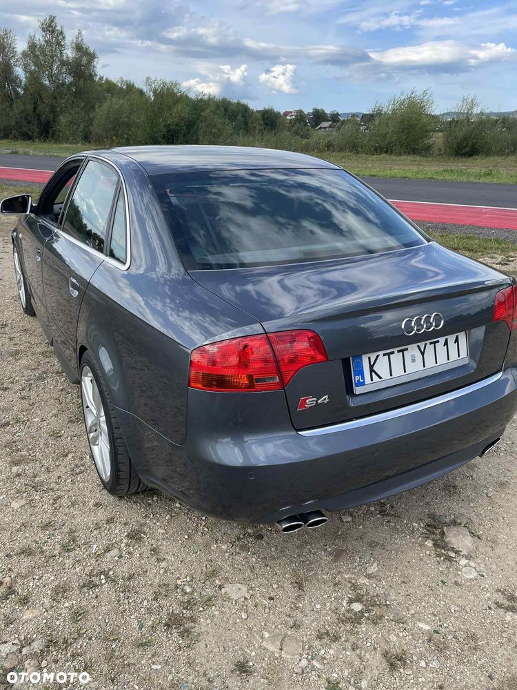 Audi S4 Limousine 4.2 Quattro Tiptr - 2