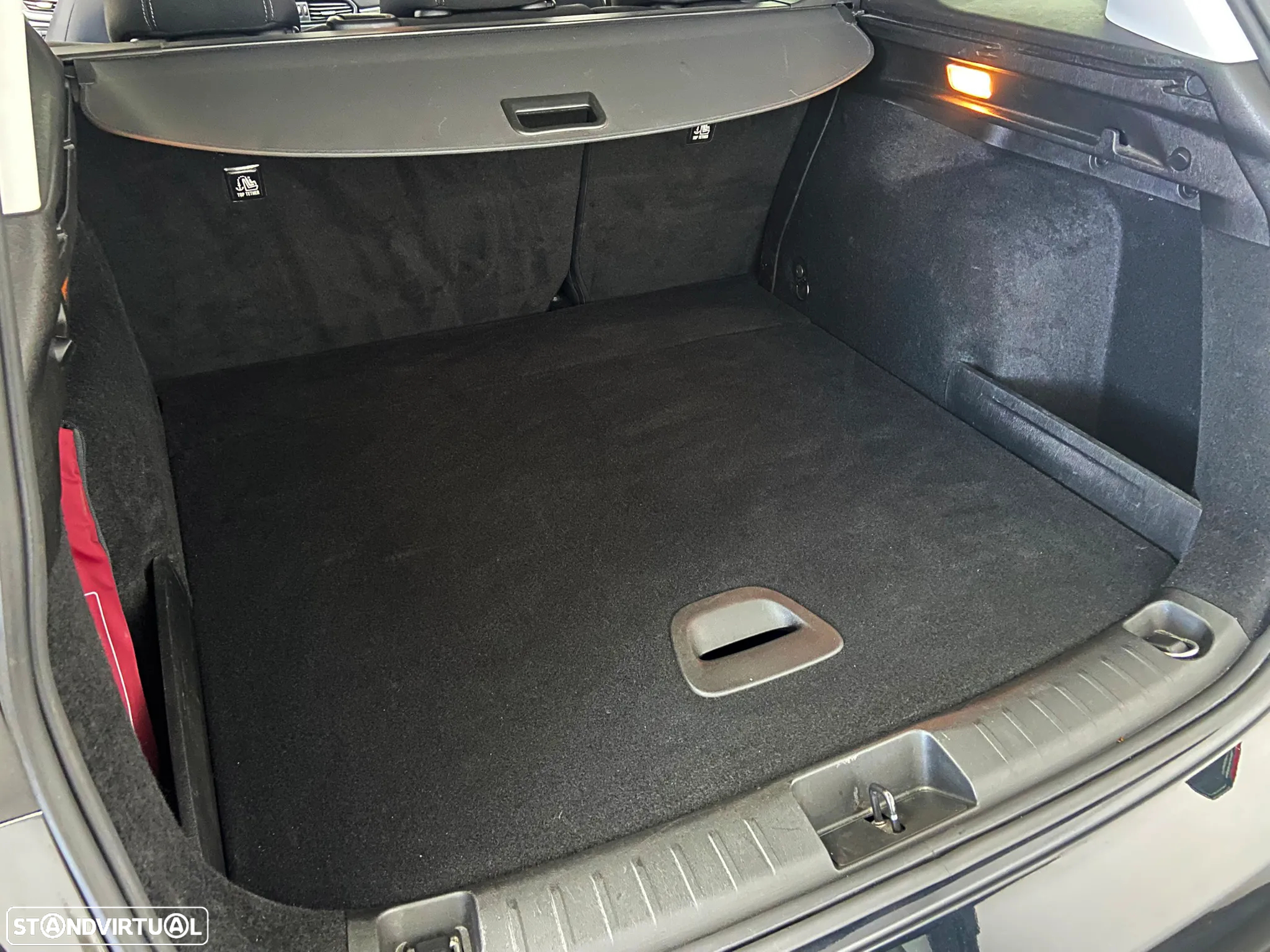 Fiat Tipo Station Wagon 1.3 M-Jet Lounge - 11
