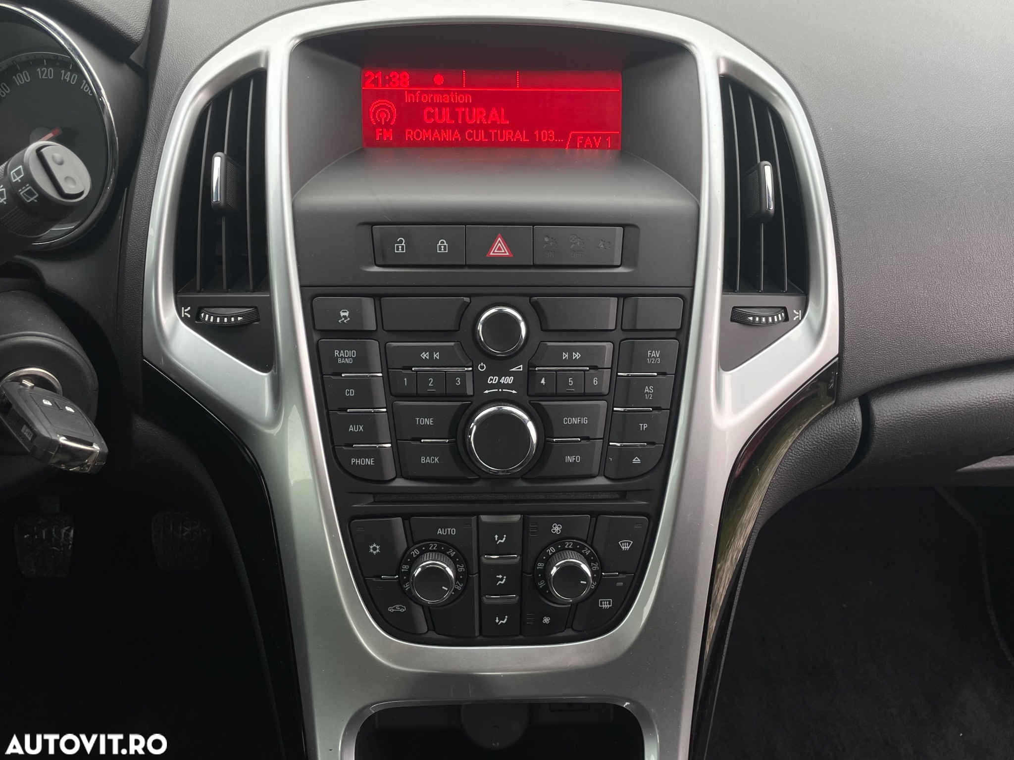 Opel Astra - 17