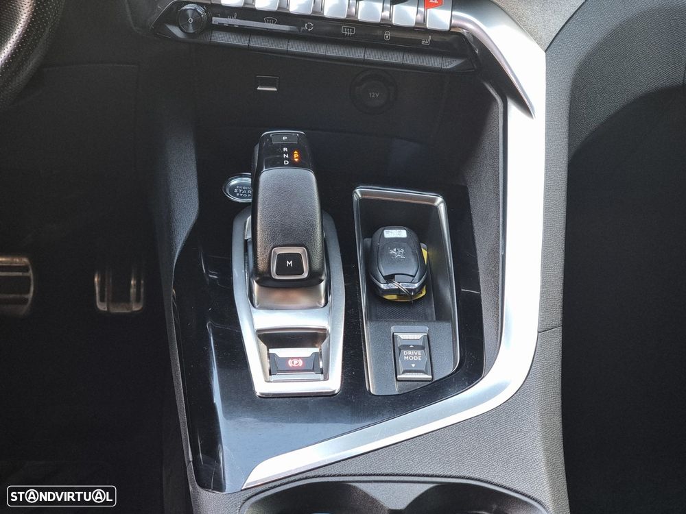 Peugeot 3008 1.5 BlueHDi GT Pack EAT8 - 9