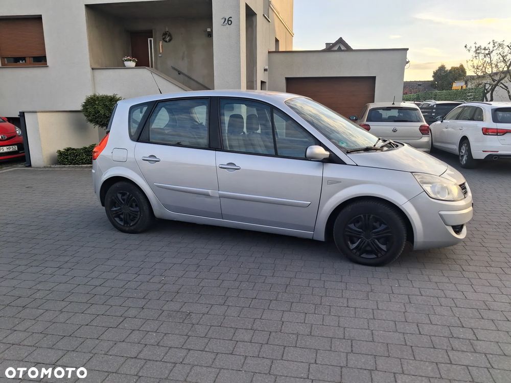 Renault Scenic 1.6 16V Avantage - 5