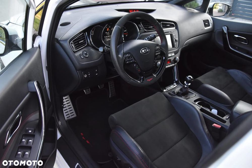 Kia Ceed 1.6 T-GDI GT XL - 8