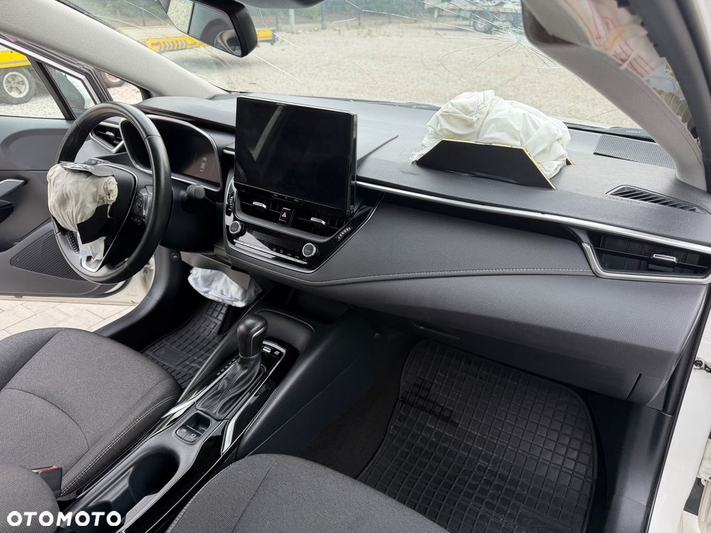 Toyota Corolla 1.8 Hybrid Comfort - 21