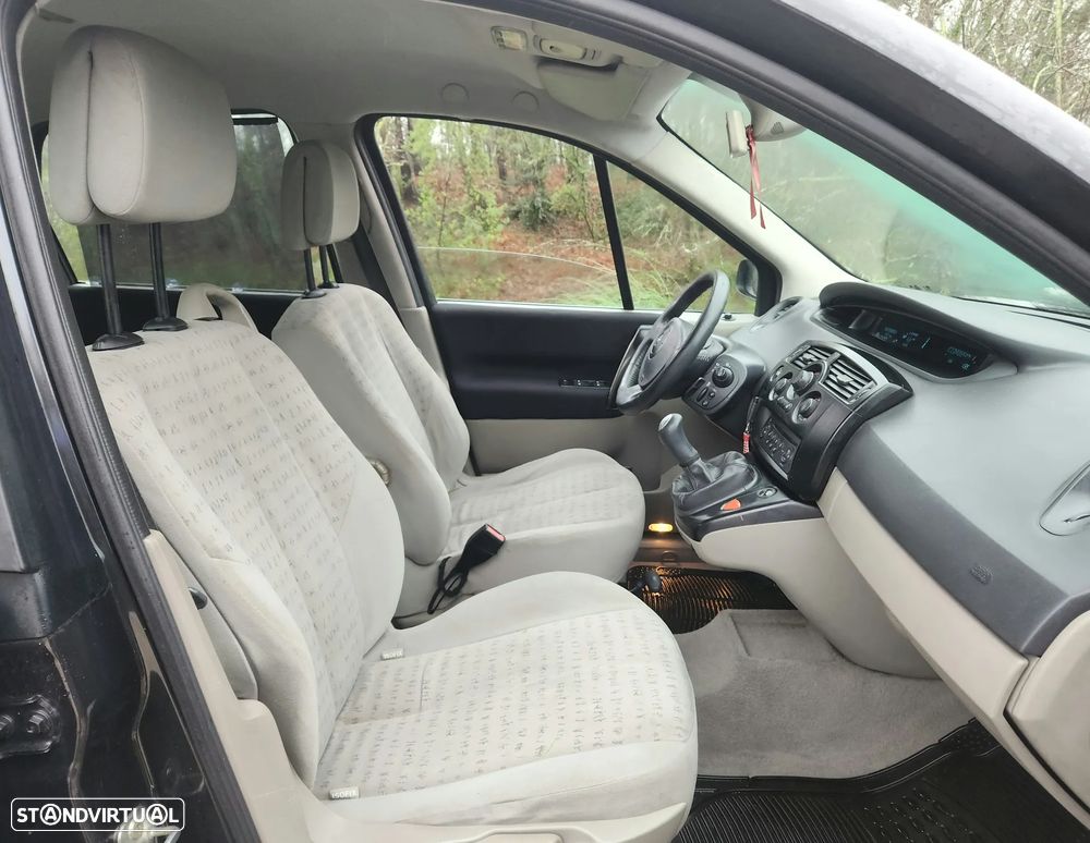 Renault Scénic 1.5 dCi Dynamique - 9