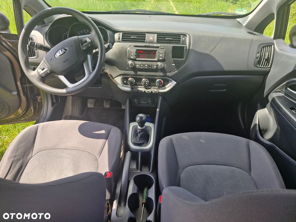 Kia Rio 1.2 Edition 7 - 12