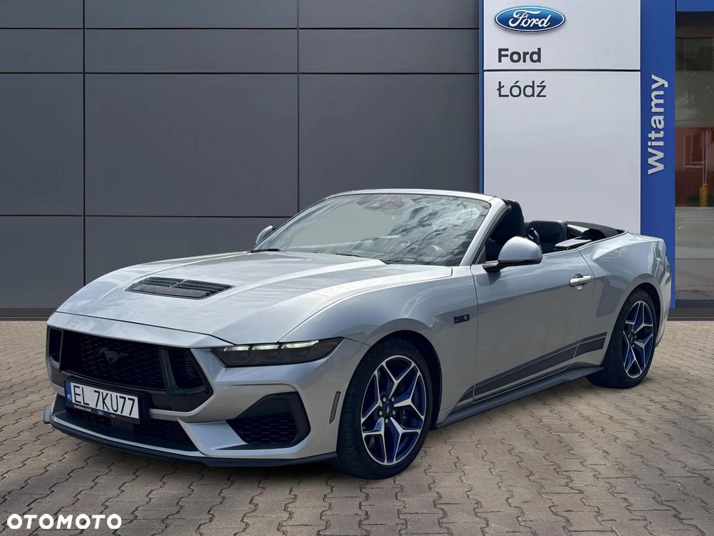 Ford Mustang - 1