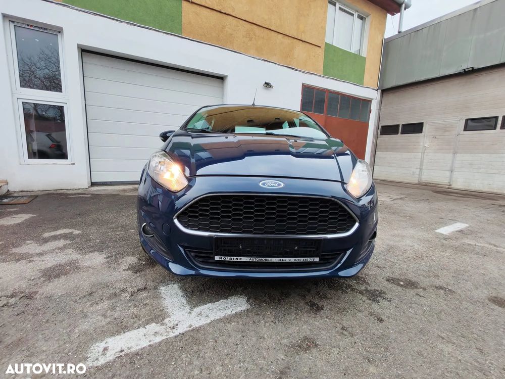 Ford Fiesta 1.5 TDCi Ambiente - 13