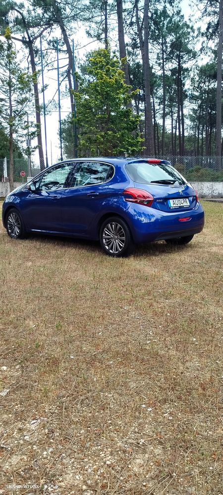 Peugeot 208 1.2 PureTech Style - 2