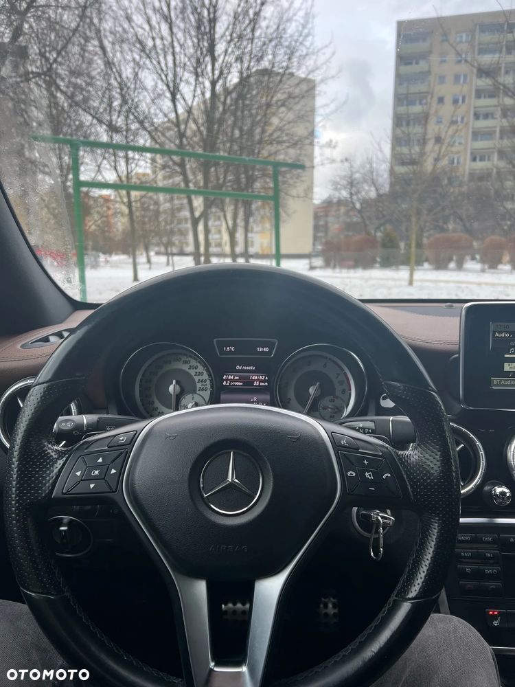 Mercedes-Benz CLA 250 7G-DCT - 9