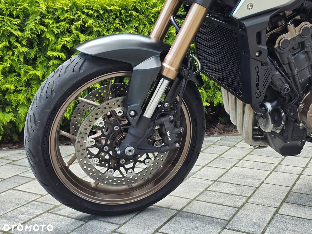 Honda CB - 20