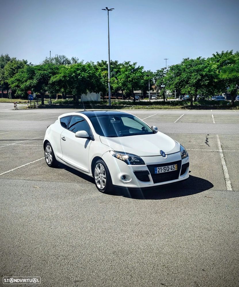 Renault Mégane Coupe Energy dCi 110 FAP Start & Stop GT Line - 4