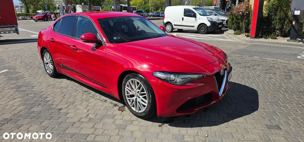 Alfa Romeo Giulia - 4