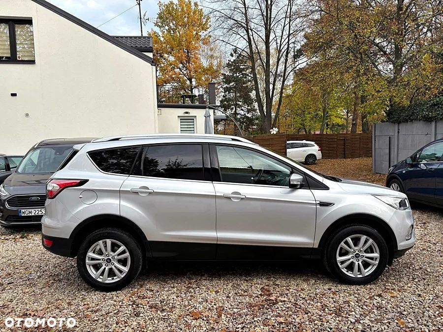 Ford Kuga 1.5 EcoBoost 2x4 Business Edition - 8
