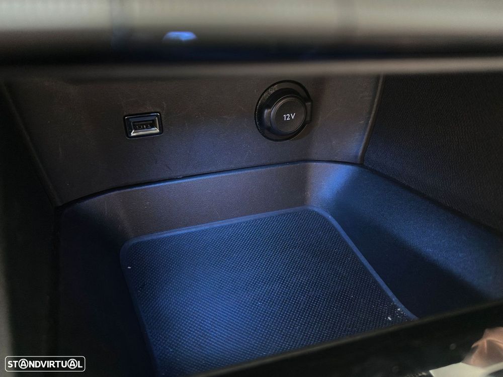 Peugeot 3008 1.2 PureTech GT EAT8 - 15