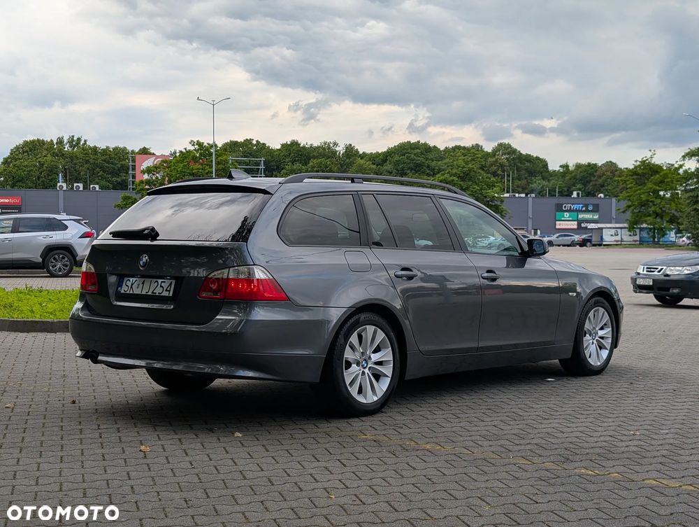 BMW Seria 5 520d - 4
