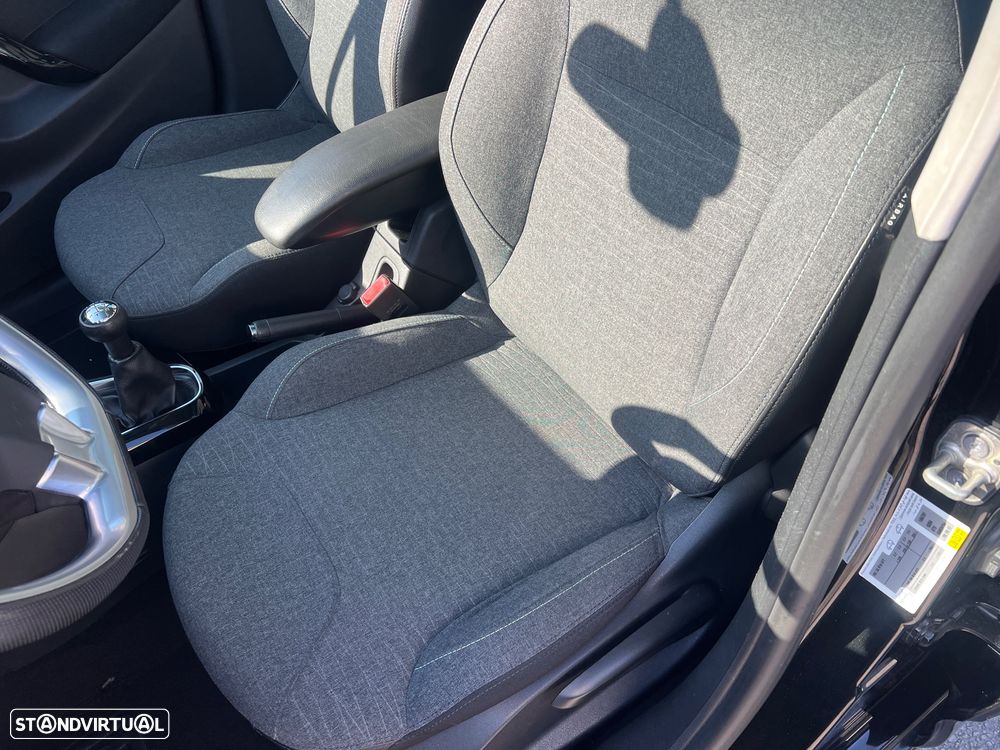 Citroën C3 1.6 e-HDi Exclusive - 19