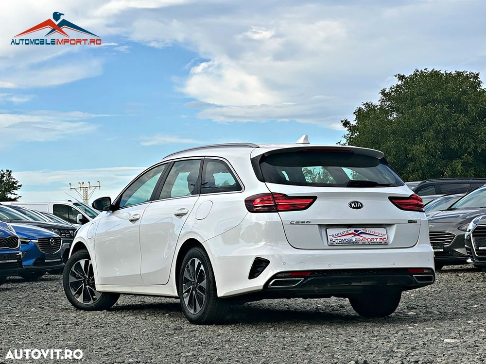 Kia Ceed - 4