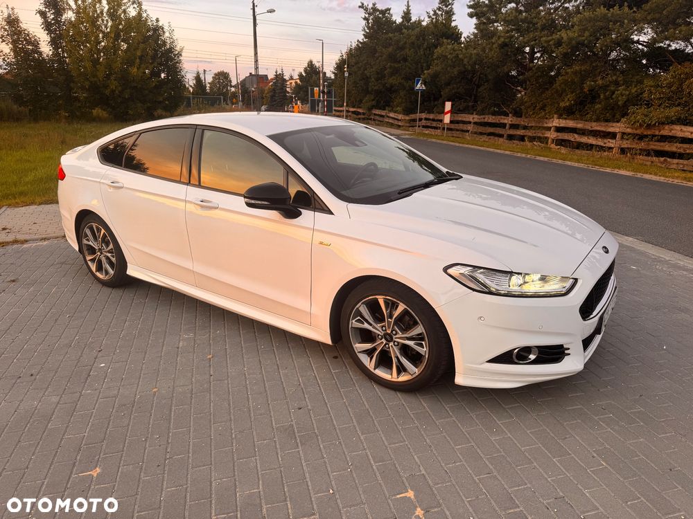 Ford Mondeo 1.5 EcoBoost ST-Line - 4