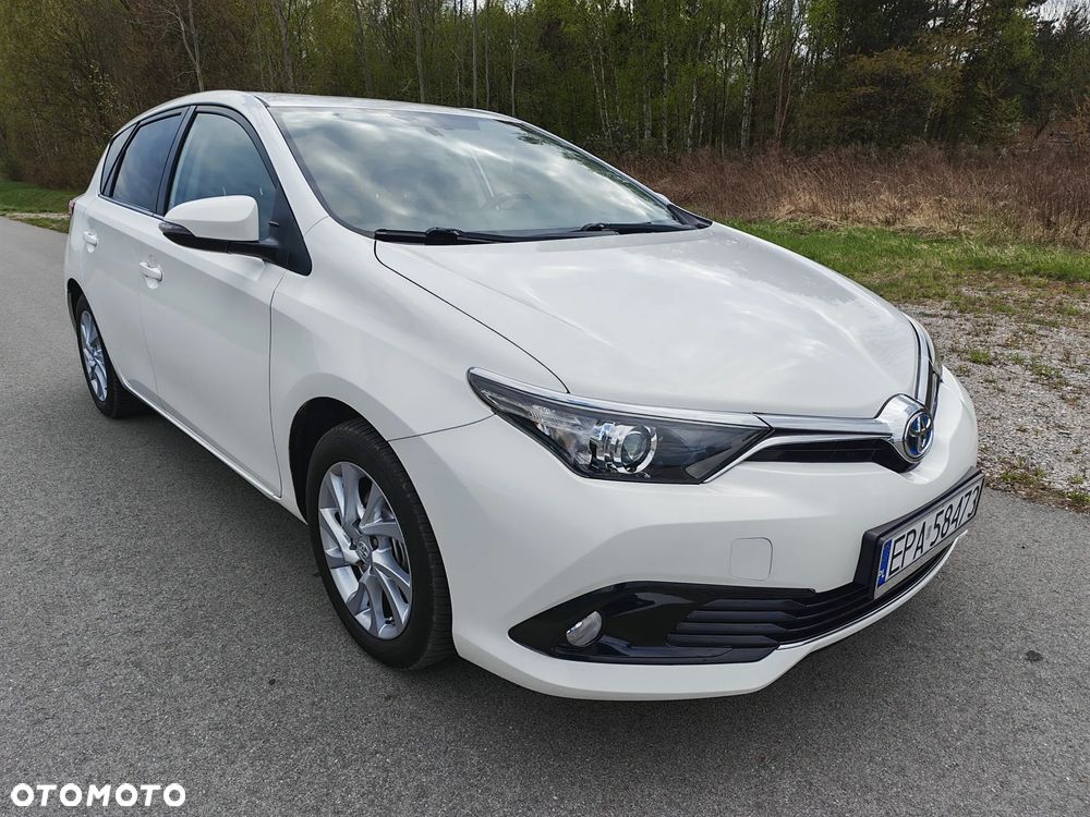 Toyota Auris - 1