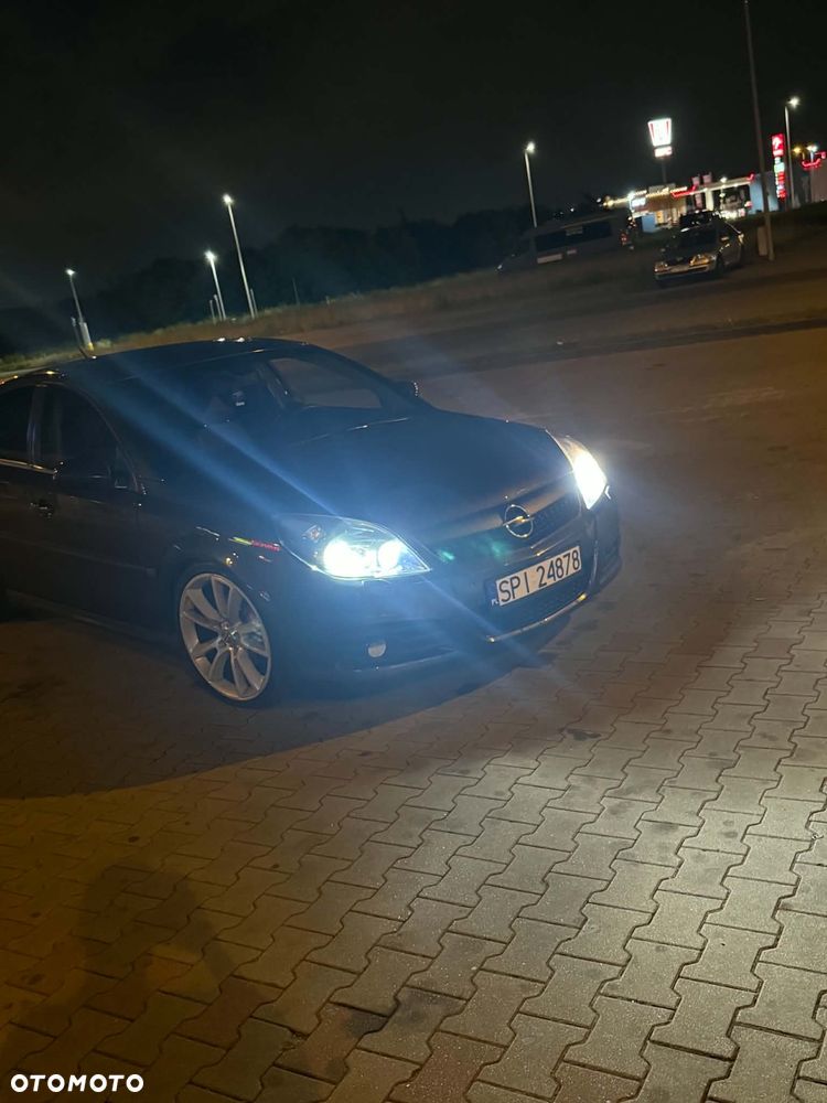Opel Vectra 2.0 Turbo Edition - 1
