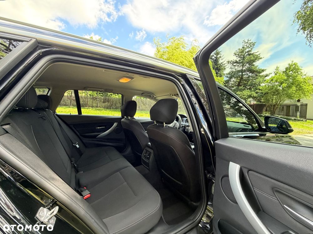 BMW Seria 3 316i Modern Line - 26