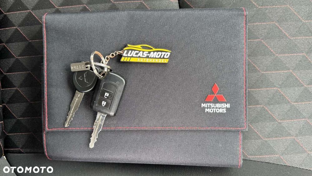 Mitsubishi Space Star - 40