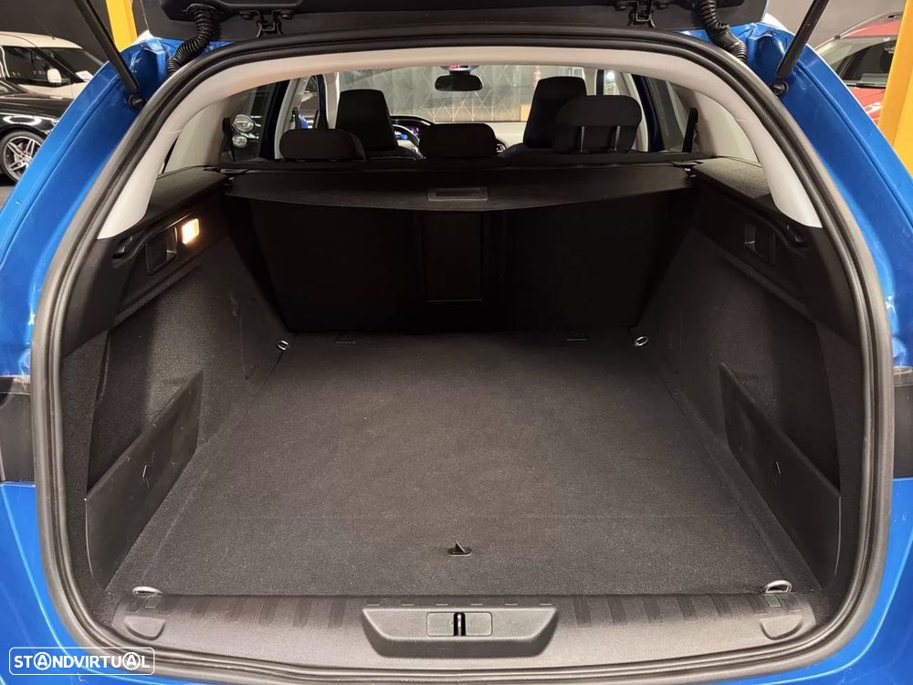 Peugeot 308 SW 1.5 BlueHDi Style EAT8 - 23