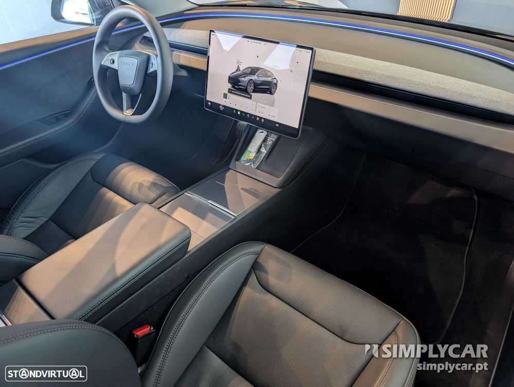 Tesla Model 3 - 9