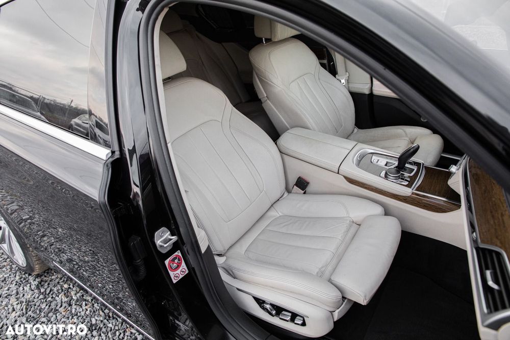 BMW Seria 7 730d xDrive - 21