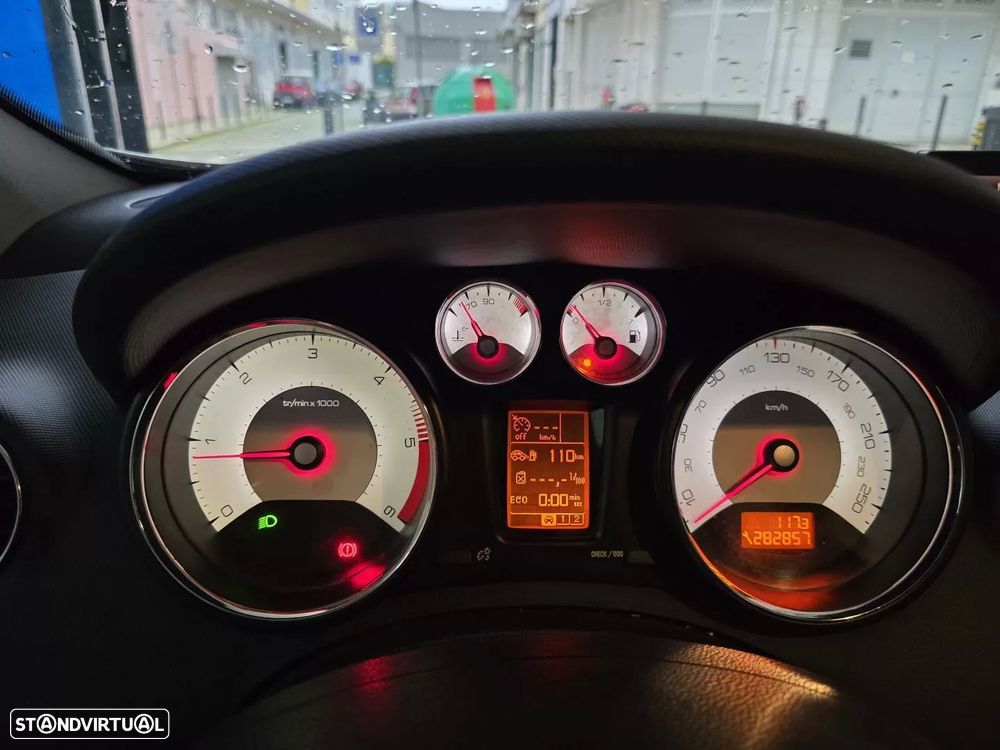 Peugeot 308 SW 1.6 HDi SE Navteq CVM6 - 11