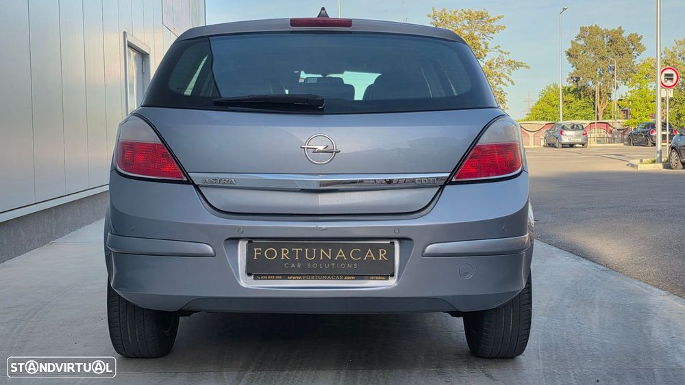 Opel Astra 1.3 CDTI Enjoy EcoFLEX - 4