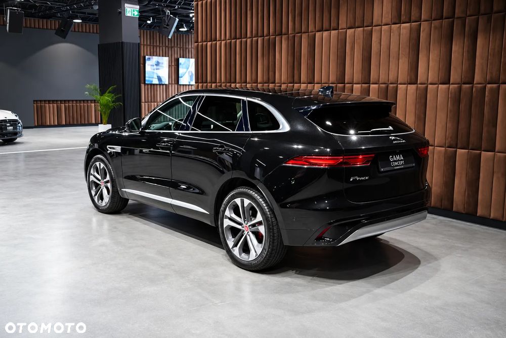 Jaguar F-Pace - 3