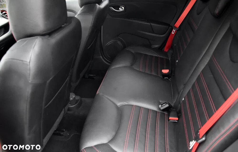 Renault Clio 1.6 R.S 220 EDC - 8