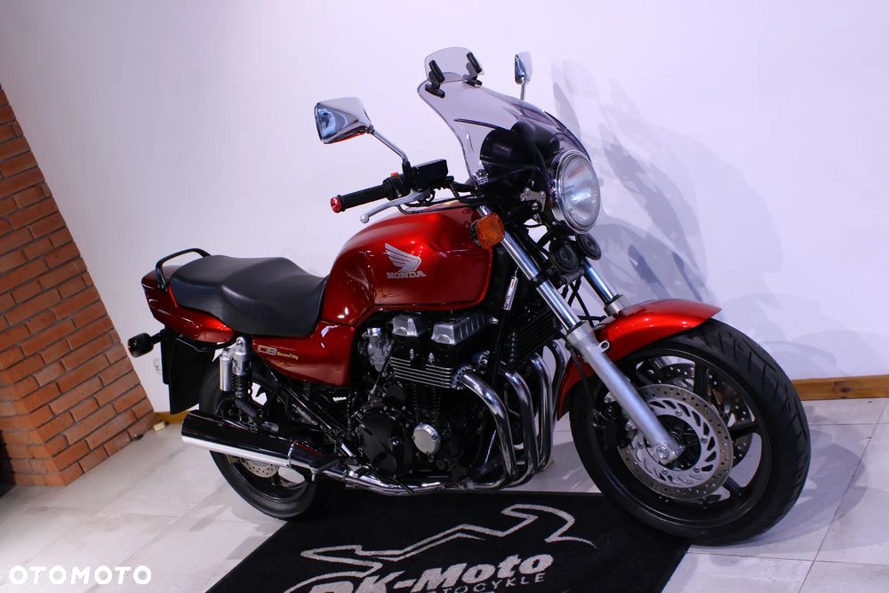 Honda CB - 3