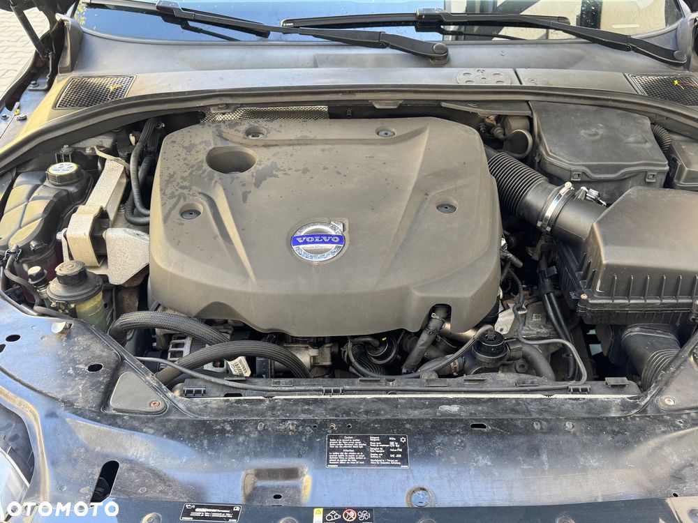 Volvo V70 D4 Momentum - 12