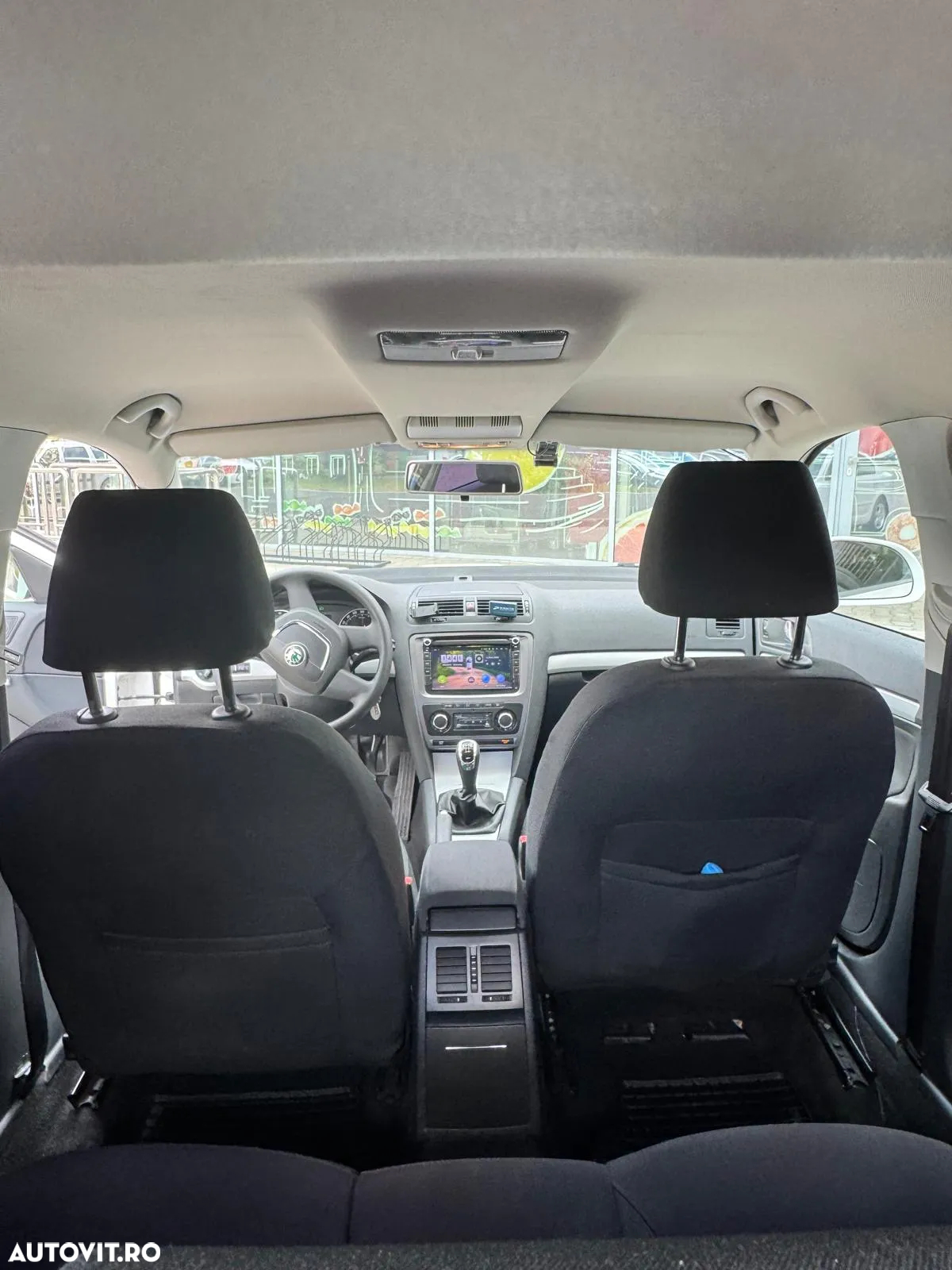 Skoda Octavia 1.6 MPI Ambiente - 6