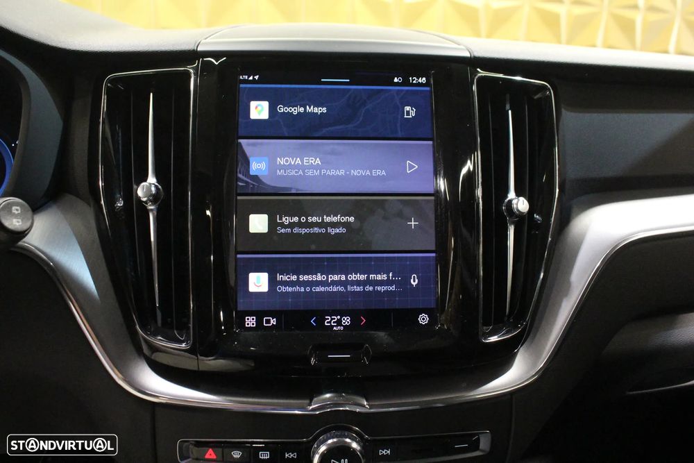 Volvo XC 60 2.0 B4 Momentum - 26