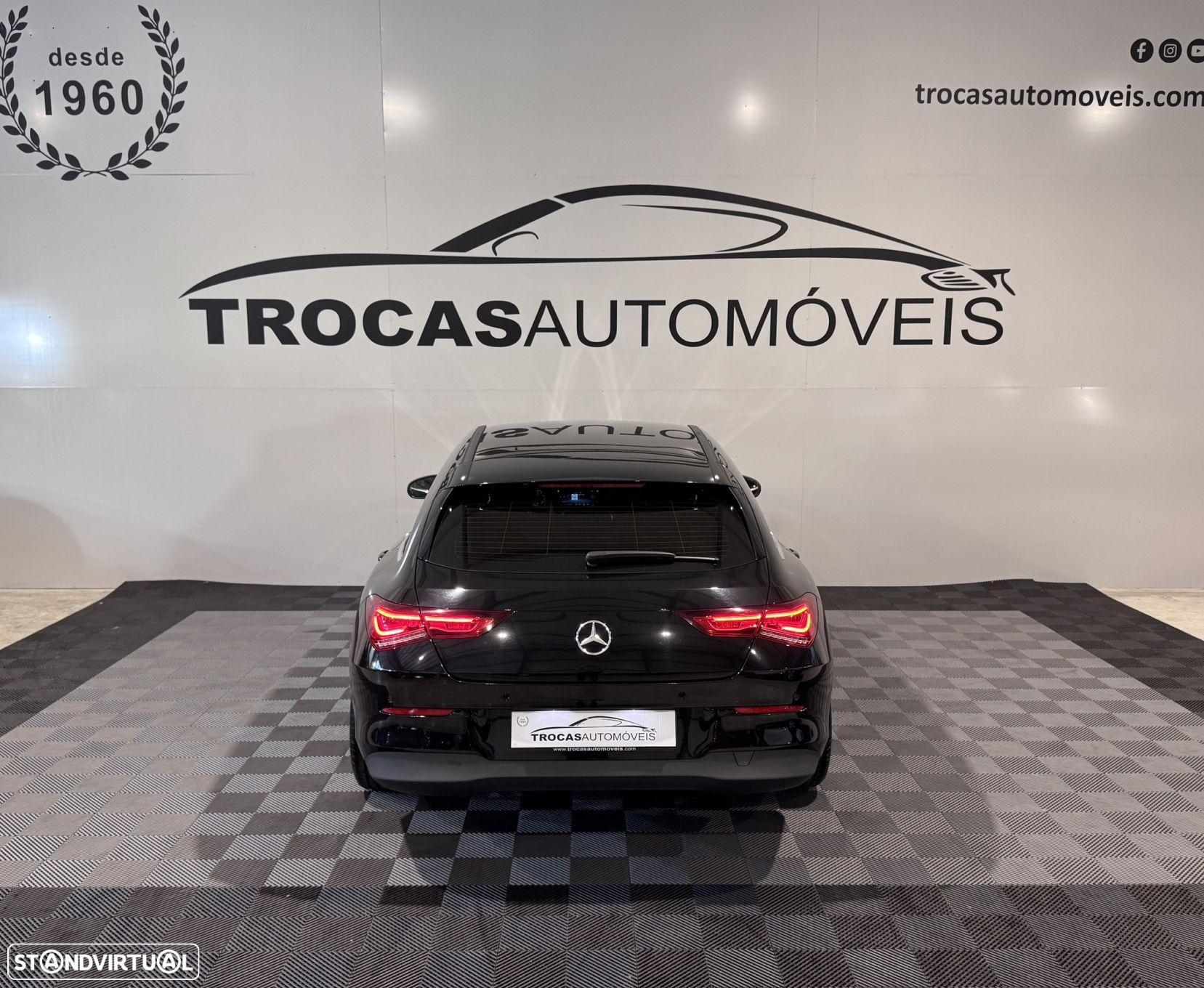 Mercedes-Benz CLA 180 - 53