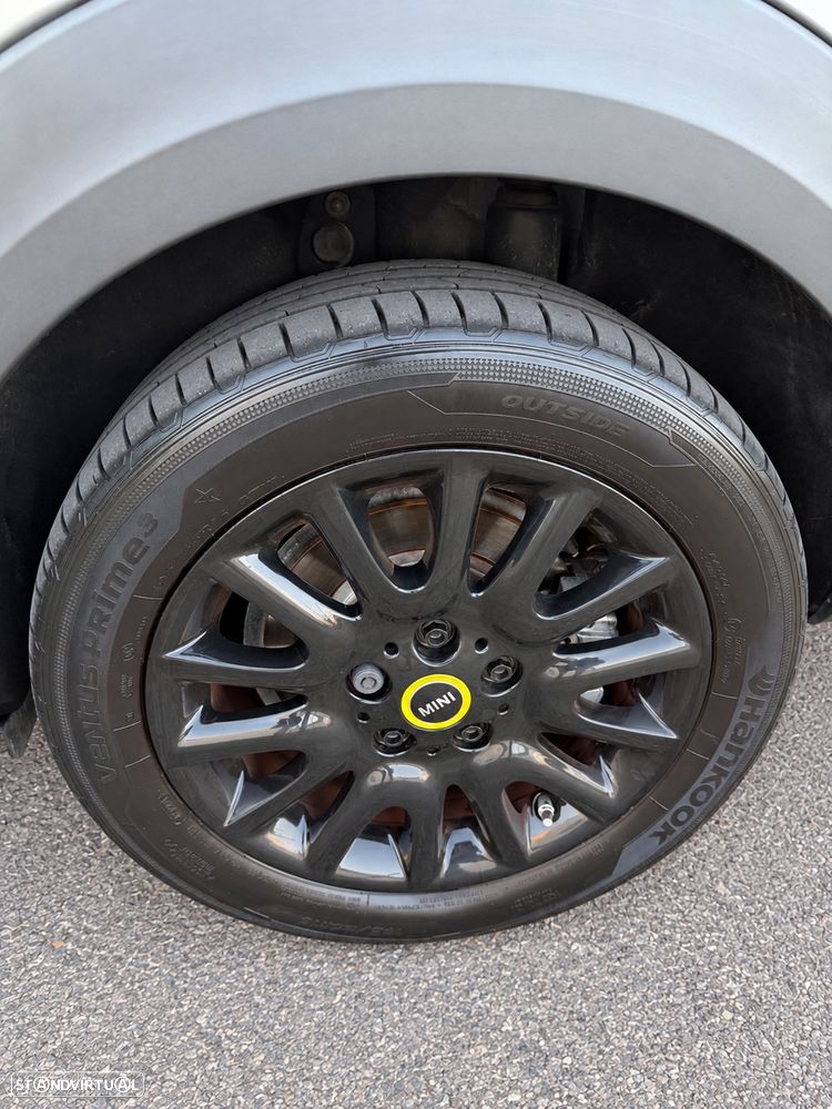 MINI 3 Portas Cooper SE Essential - 8